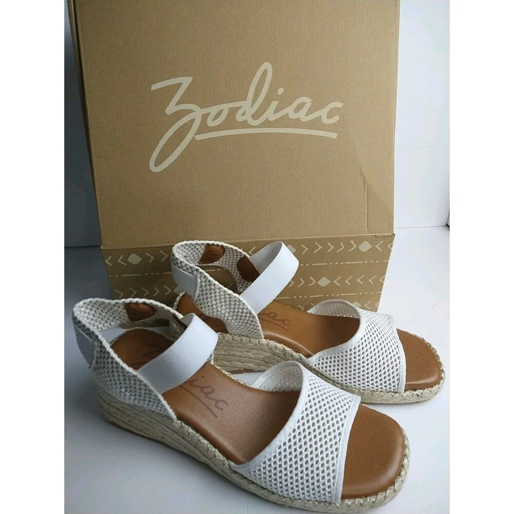 Zodiac Woman 10M Noreen White Mesh Fabric Wedge Slingback Sandals Casual